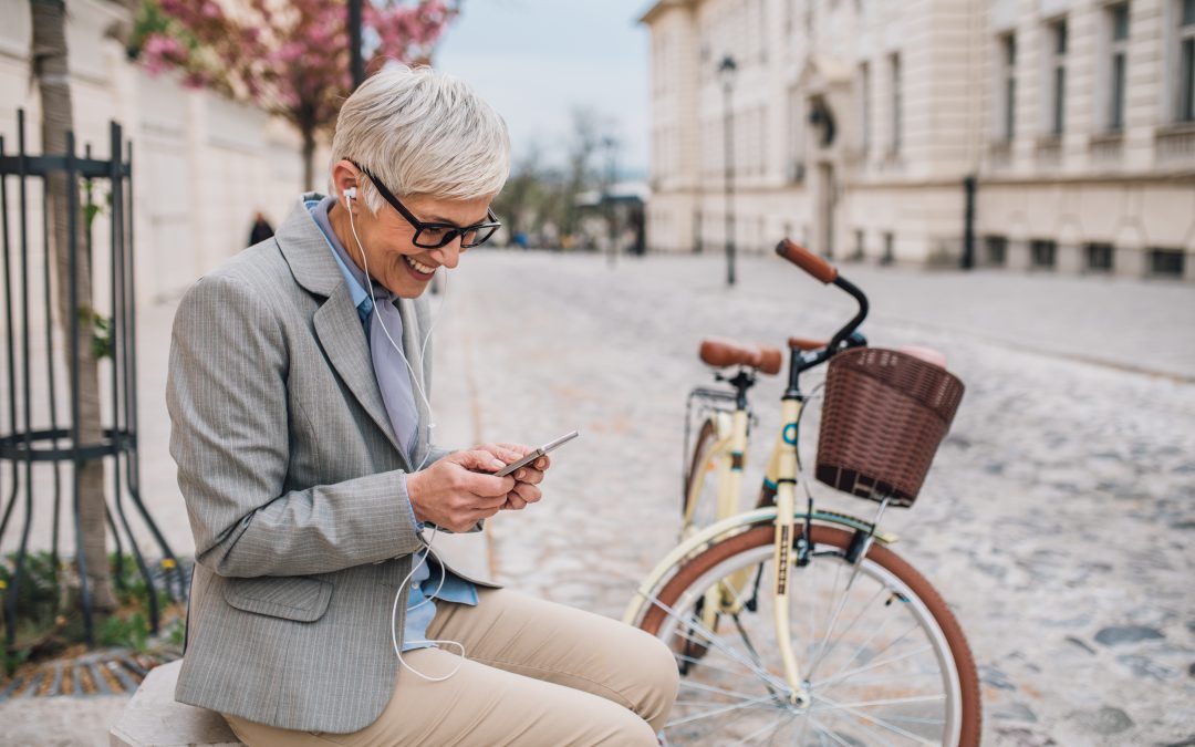 Podcasts for Antiques Dealers – Listen Up, Here’s The Scoop